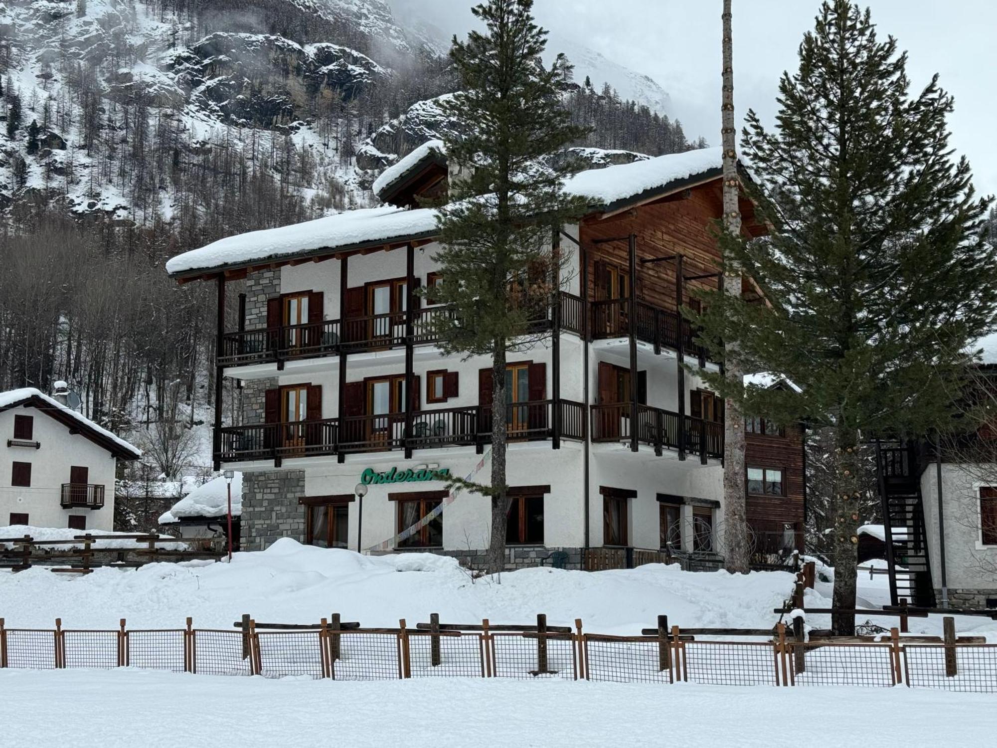 Hotel Ondezana Cogne Zewnętrze zdjęcie